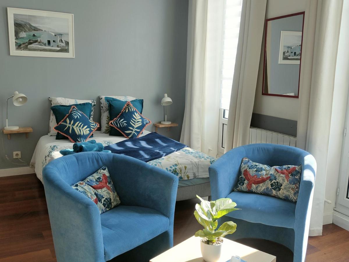 Studio Balcon De La Place Dinan Dış mekan fotoğraf